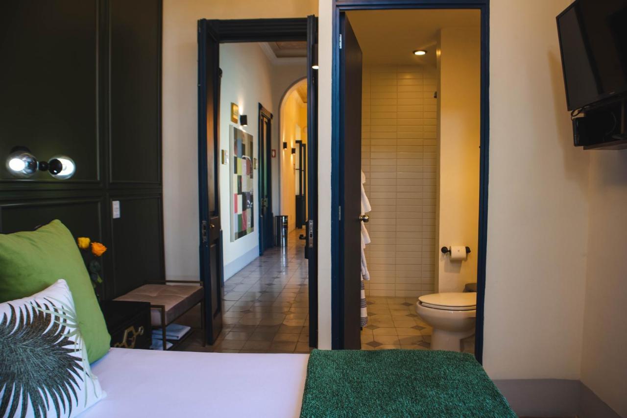 Gala Hotel Boutique Guadalajara Bagian luar foto